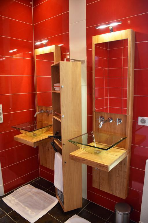 بيرون La Porte De Bretagne المظهر الخارجي الصورة